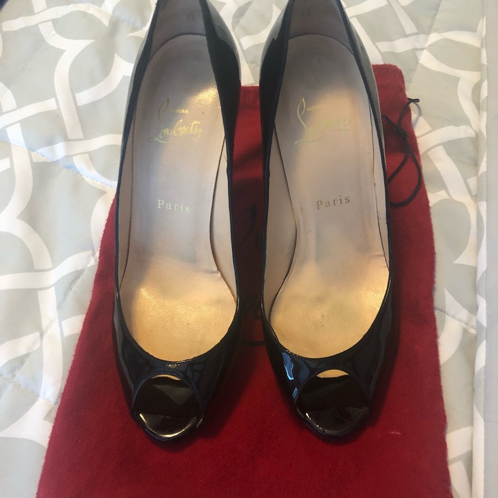 Christian Louboutin Patent Leather Heels 38.5 - Picture 2 of 8
